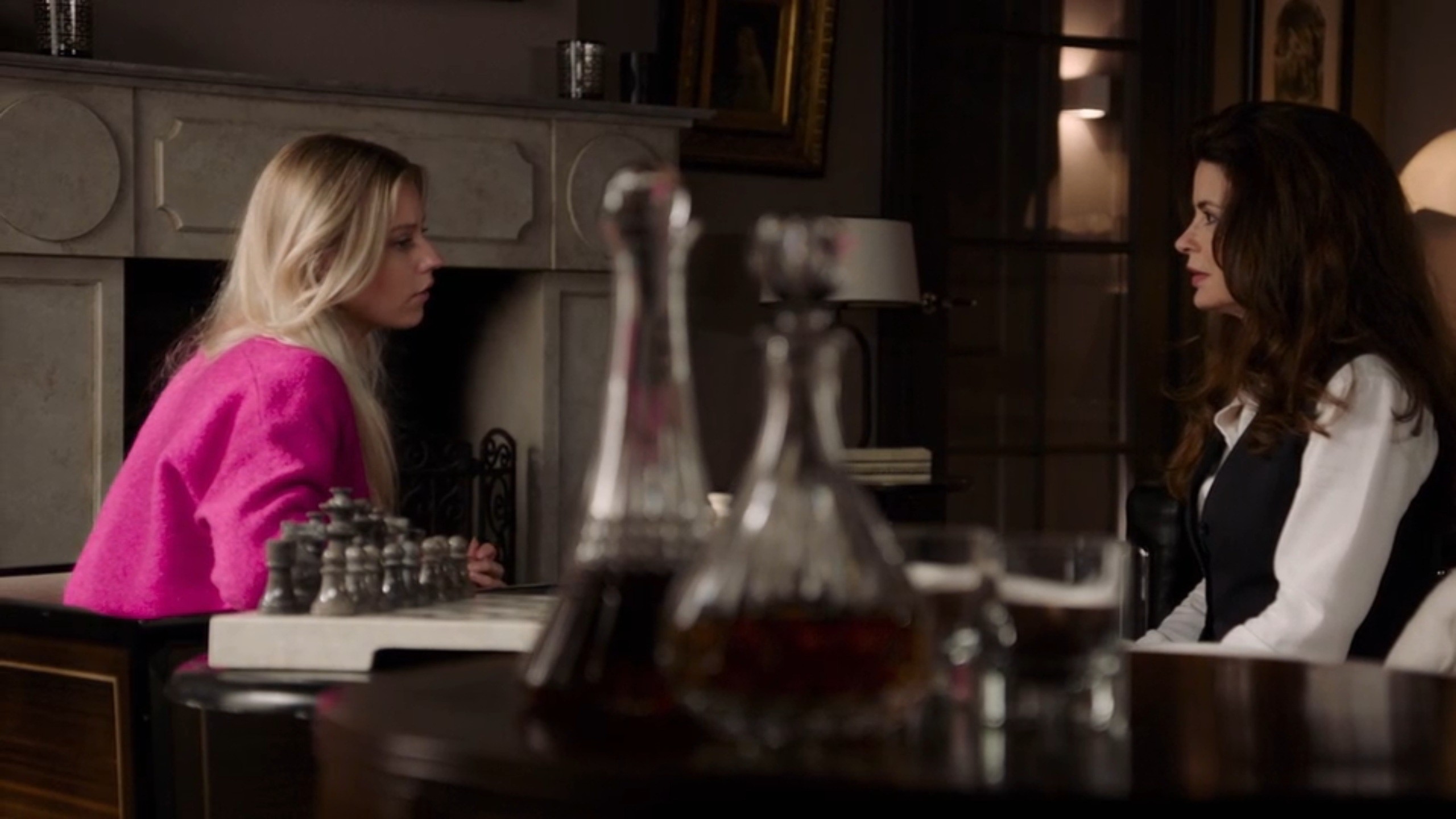 Nola gaat Janine helpen